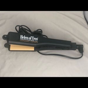 Helen Of Troy Professional Ceramic Flat Iron